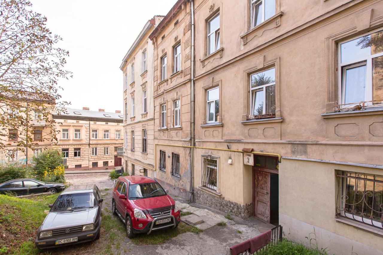 Квартира Подобово Вулиця Сходова 3 Бічна Ужгородської Біля Високого Замку Leópolis Exterior foto